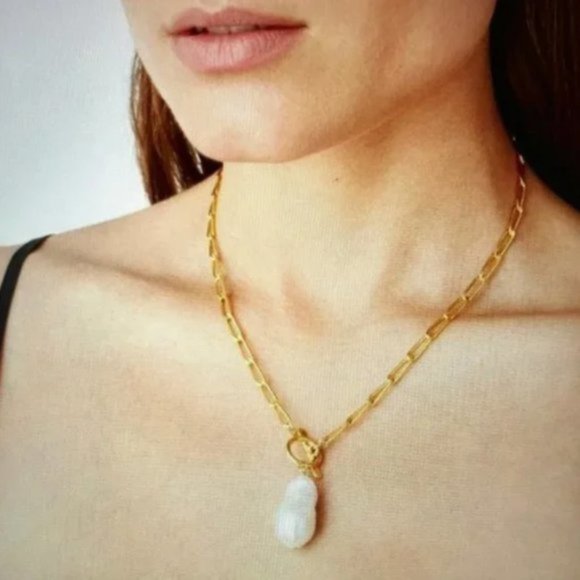 Gold Freshwater Pearl Necklace - Picture 4 of 7